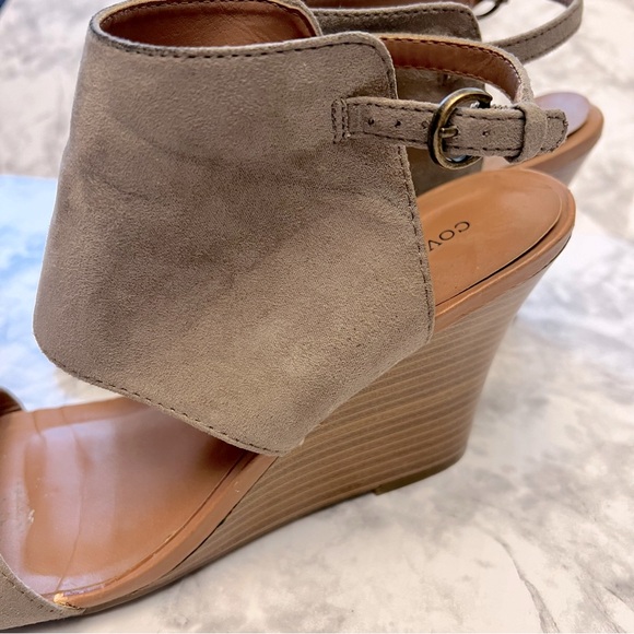 Taupe wedges (Sz 9) - Picture 8 of 10